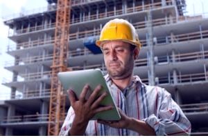 оценка труда и техника безопасности в строительном комплексе